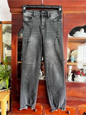 Kendall & Kylie Distressed Relaxed Jeans in Washed Black